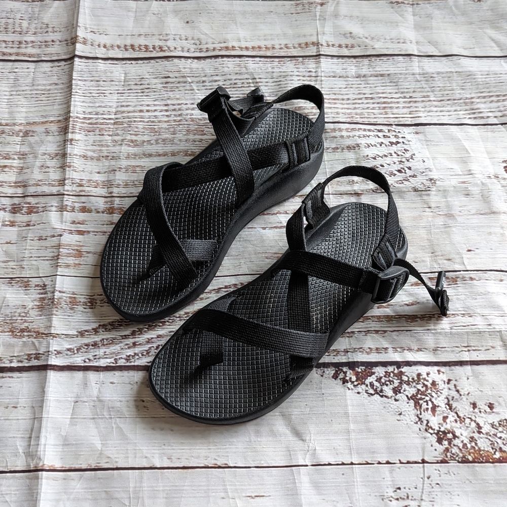 Chaco Women's Z2 Classic Sandal Black - 9